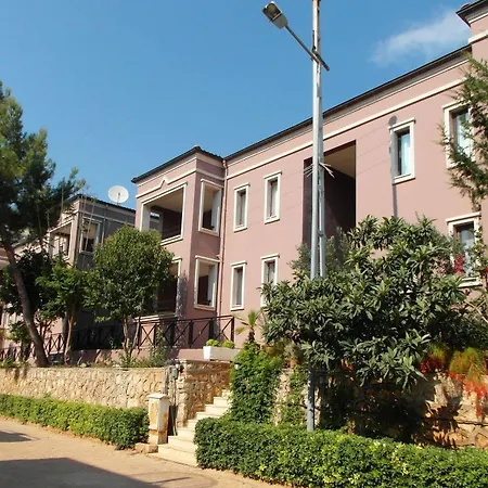 3t Apart Otel 4*